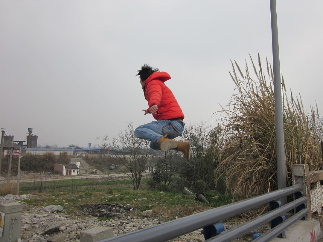 陆地飞人D2-3.jpg